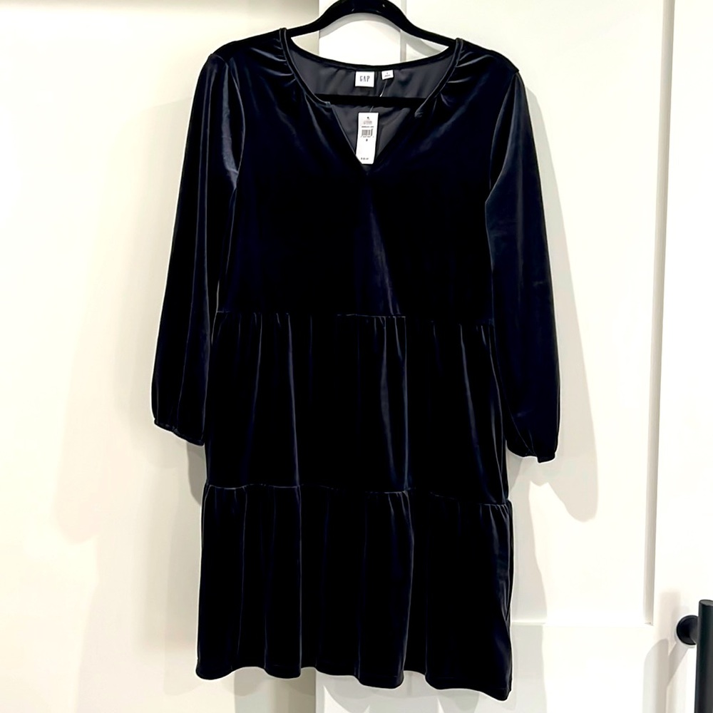 NWT Gap Split Neck Black Velvet Tiered Dress - Size Small